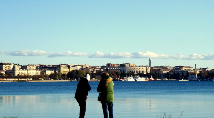 Viribus Unitis: Podvodno blago pulske luke