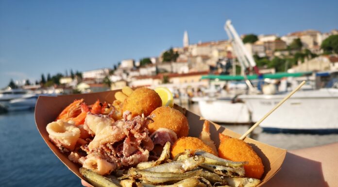 Vrsar: Ribarska fešta pretvara rivu u gastronomski raj